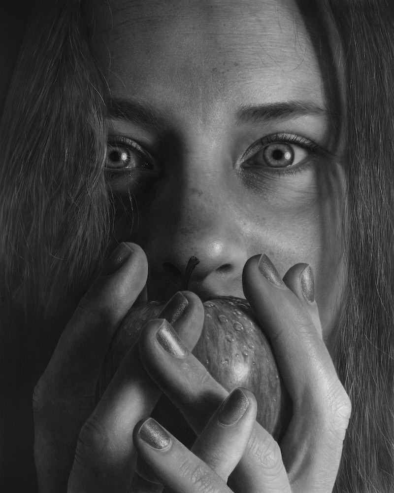 Hyperreal pencil drawing by Emma Towers-Evans, eteportraits